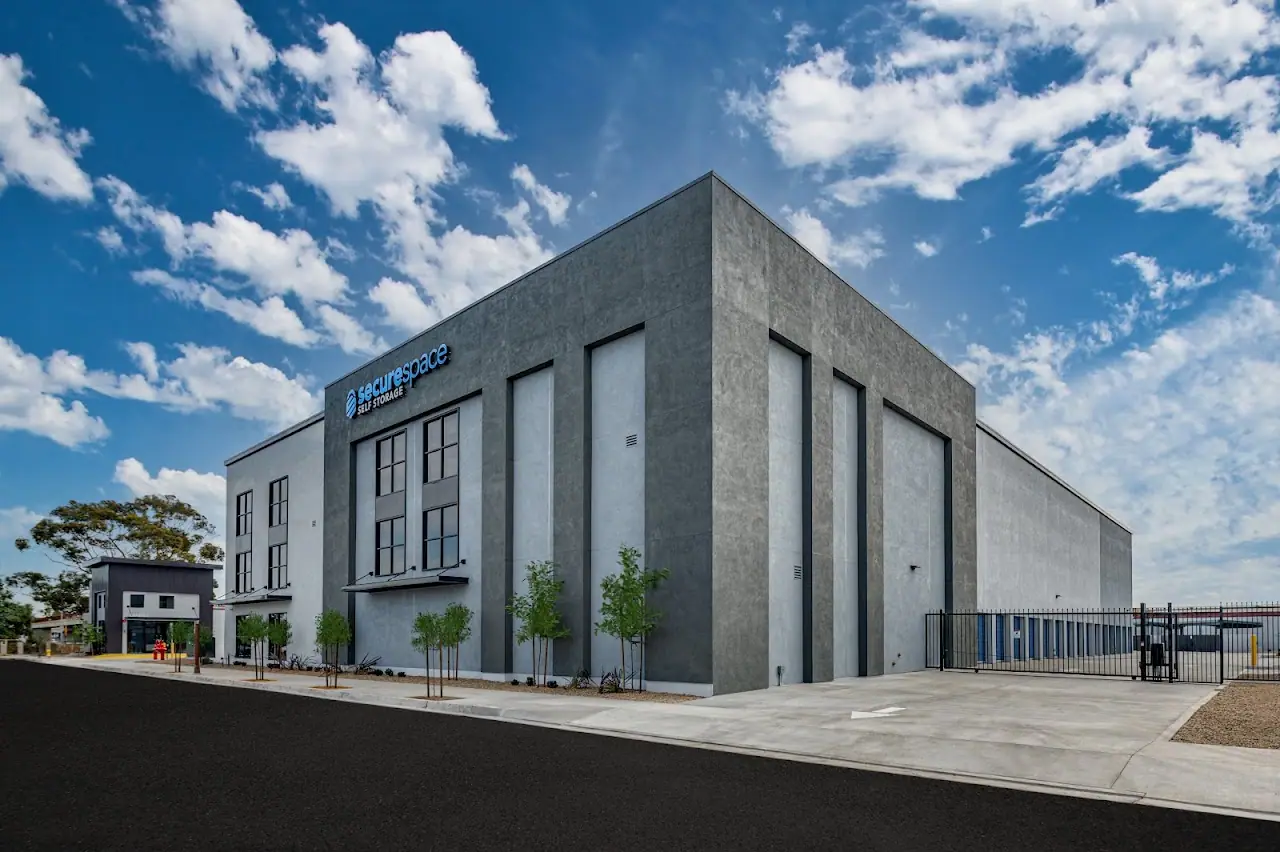SecureSpace Self Storage West Carson Torrance, RV storage in Torrance