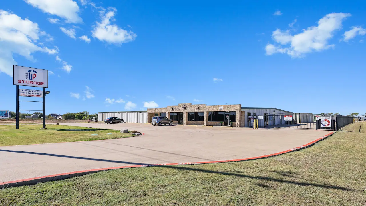FreeUp Storage, RV storage in Waxahachie
