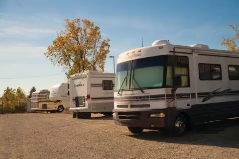 Snell Self Storage in Troy, MI