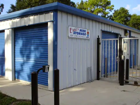 Ernie's Self Storage photo 3