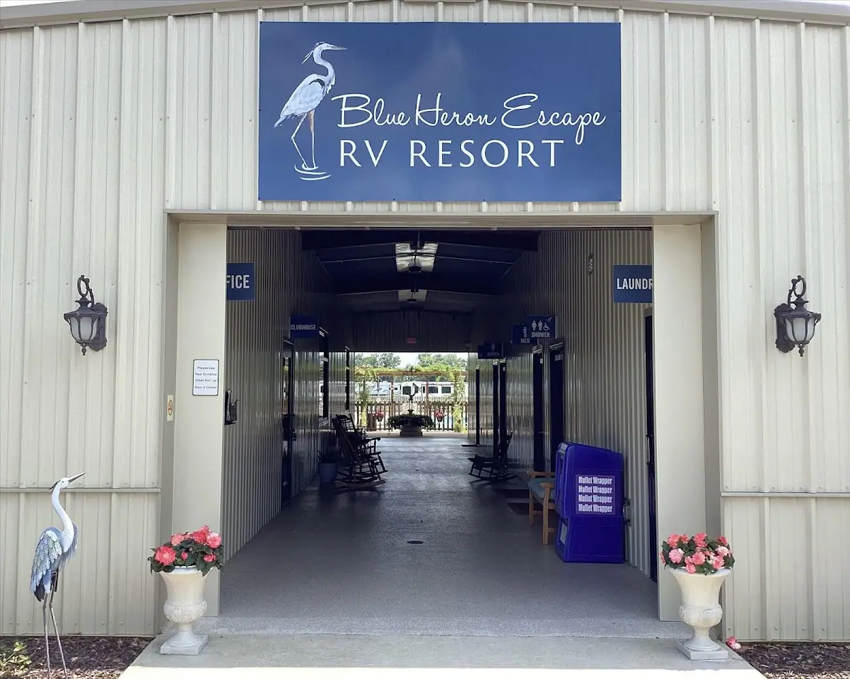 Blue Heron Escape RV Resort, RV storage in Foley