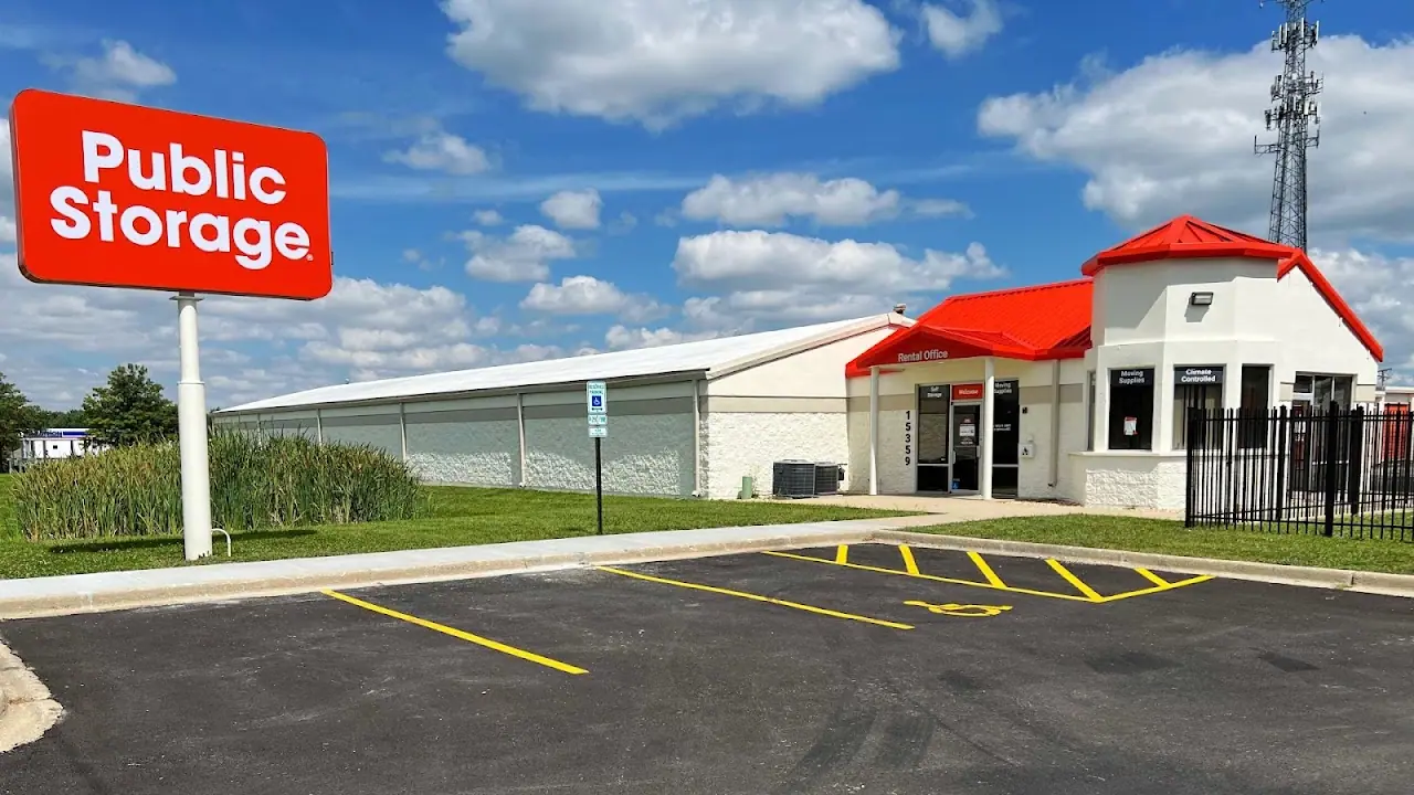 Public Storage, RV storage in Orland Park