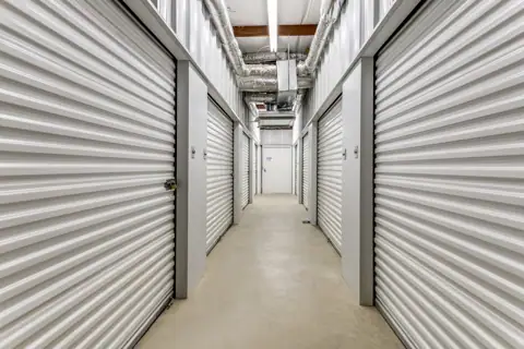 Right Move Storage - Acme photo 3
