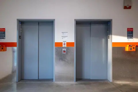 Public Storage photo 2