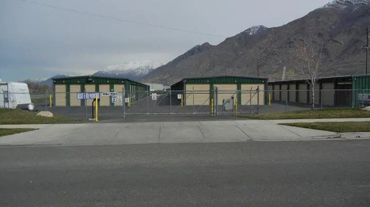 Select Storage, RV storage in Springville