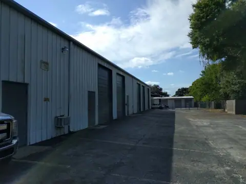7th Street Business Complex photo 2