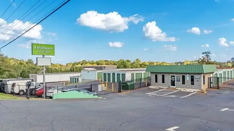 Extra Space Storage in Harrisburg, NC
