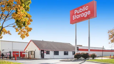 Public Storage in Allen Park, MI