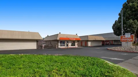 Public Storage in Hayward, CA