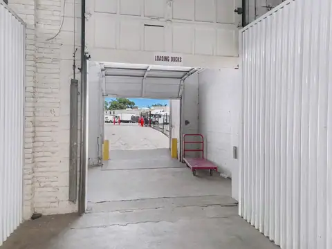Store Space Self Storage in Philadelphia, PA