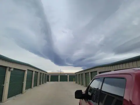 Phelan Self Storage in Phelan, CA