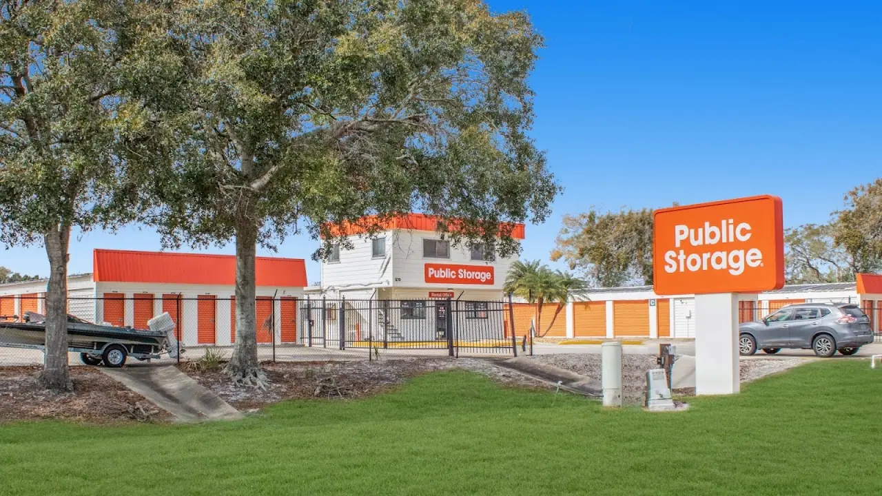 Public Storage, RV storage in Longwood