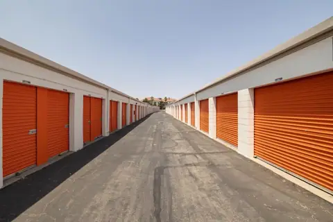 Public Storage photo 2