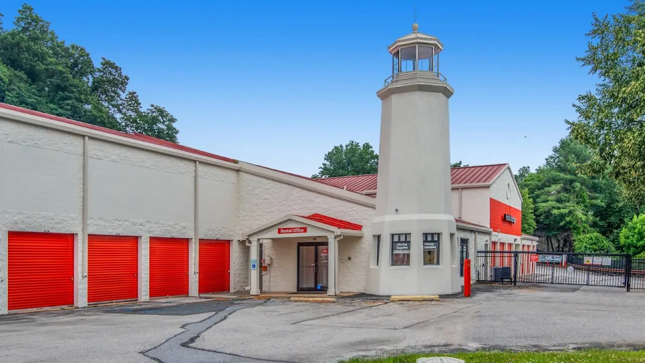 Public Storage, RV storage in Newtown Square