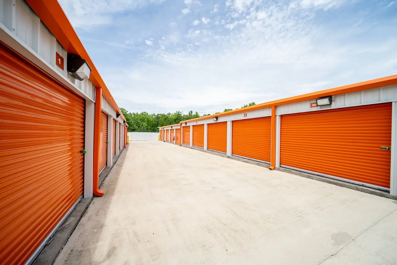 Mini Mall Storage - Opelika, RV storage in Opelika