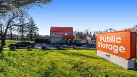 Public Storage photo 2