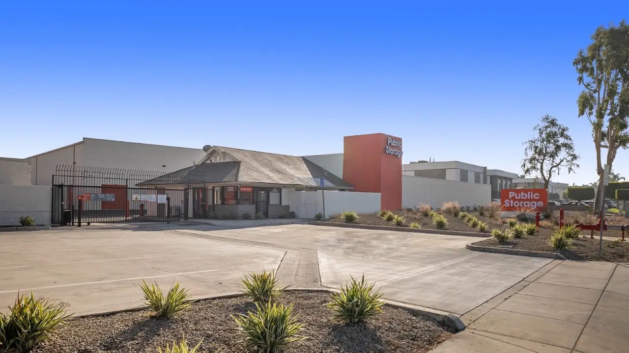 Public Storage, RV storage in Anaheim