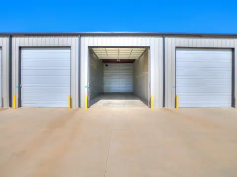 81st & Union Storage photo 3