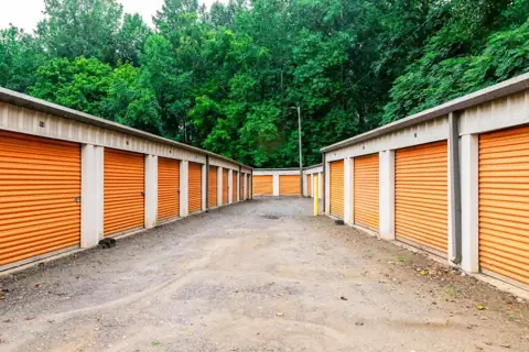Mini Mall Storage - Shelby photo 2