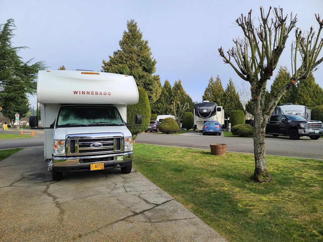 Adventure Bound Easy RV Rentals, RV storage in Sutherlin
