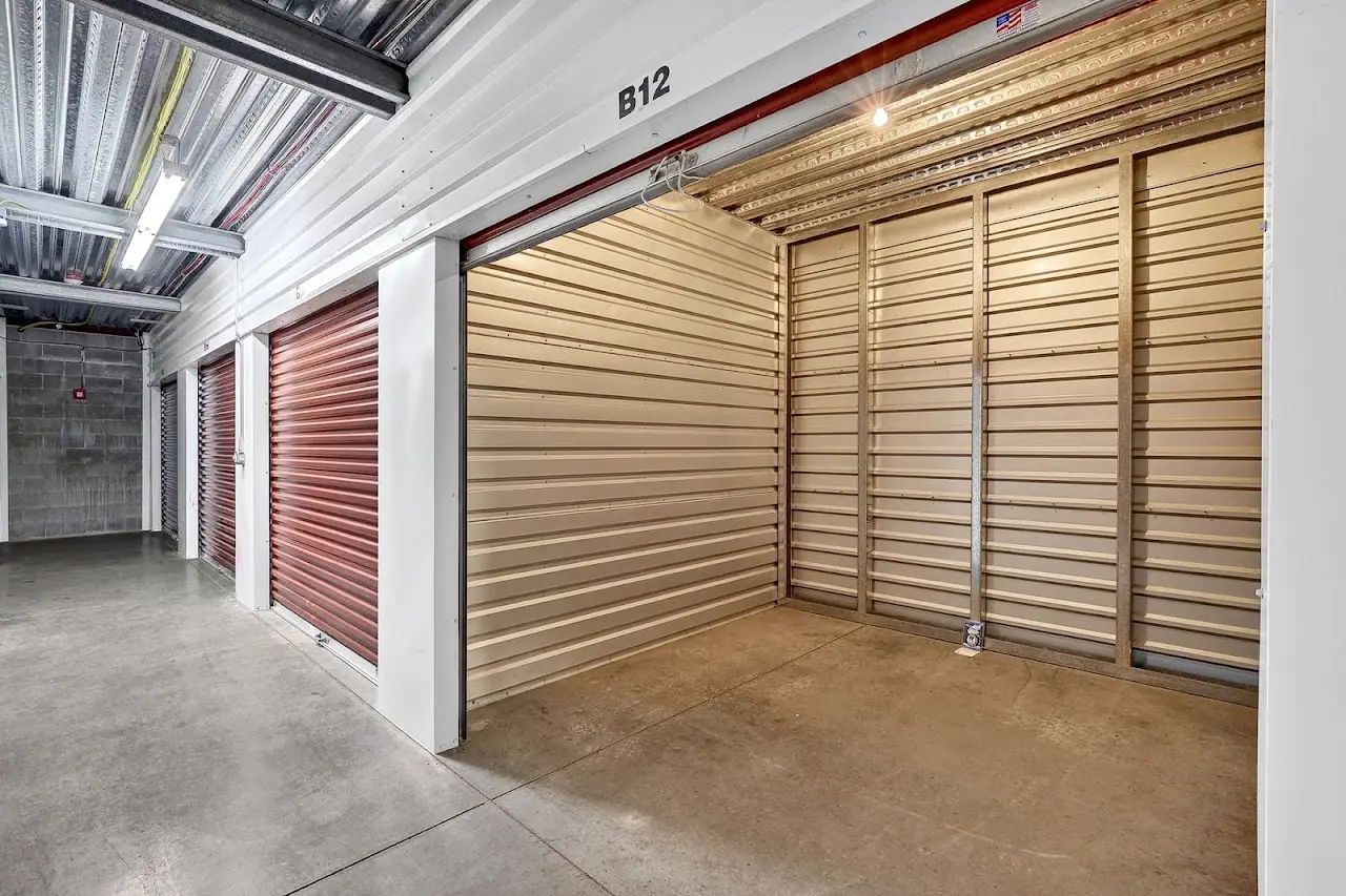 Iron Gate Storage - Mill Plain, RV storage in Vancouver