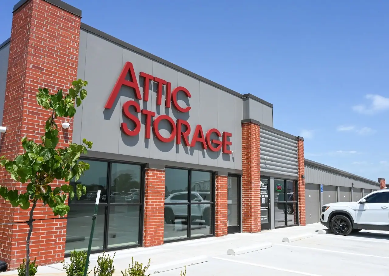 Attic Storage German Corner, RV storage in Collinsville