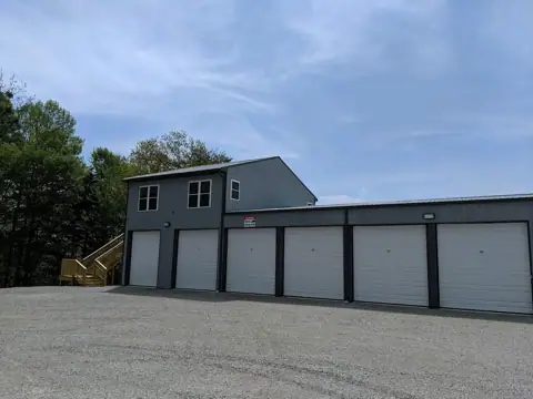 LAKESIDE BOAT STORAGE photo 3