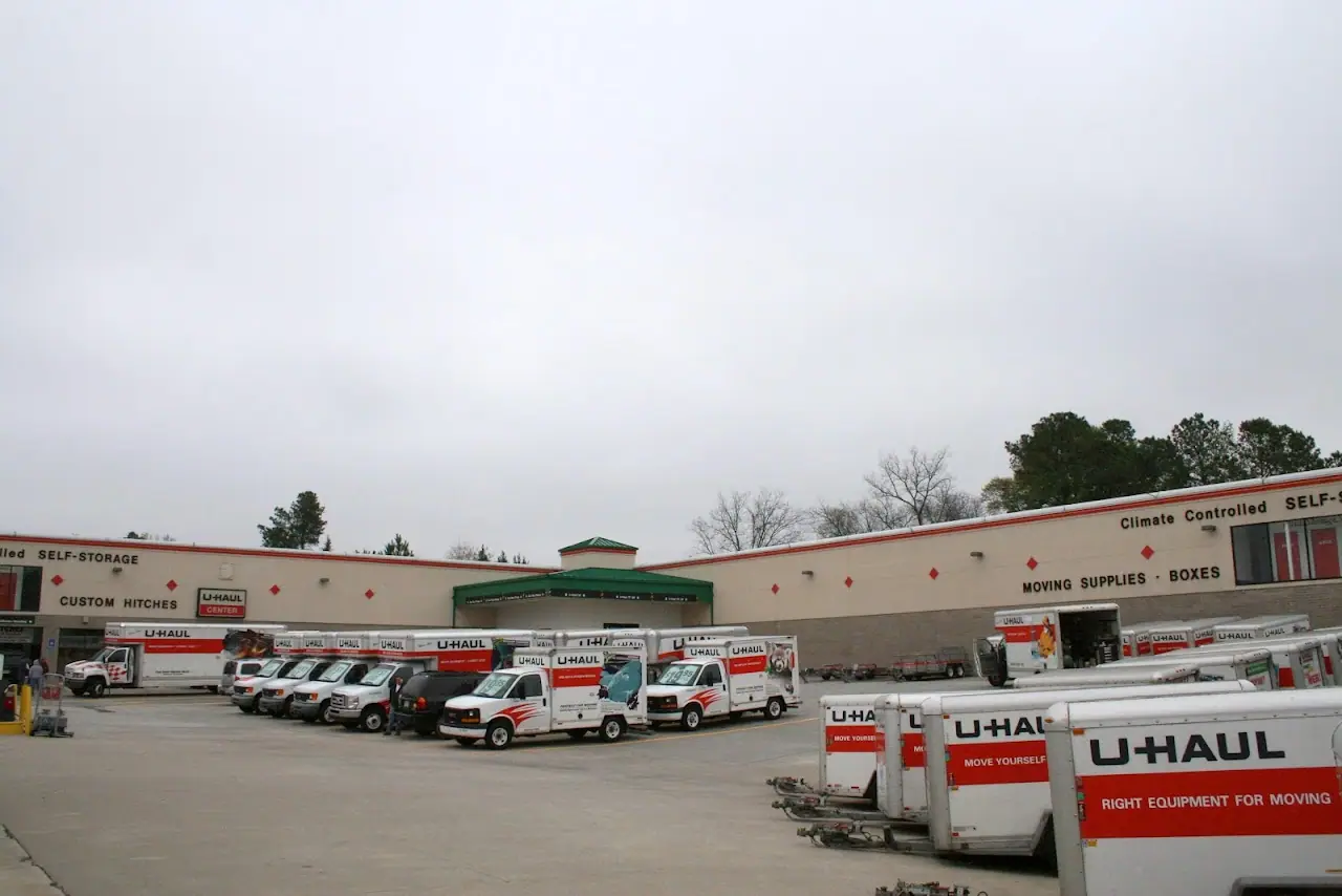 Self-Storage at U-Haul, RV storage in Snellville