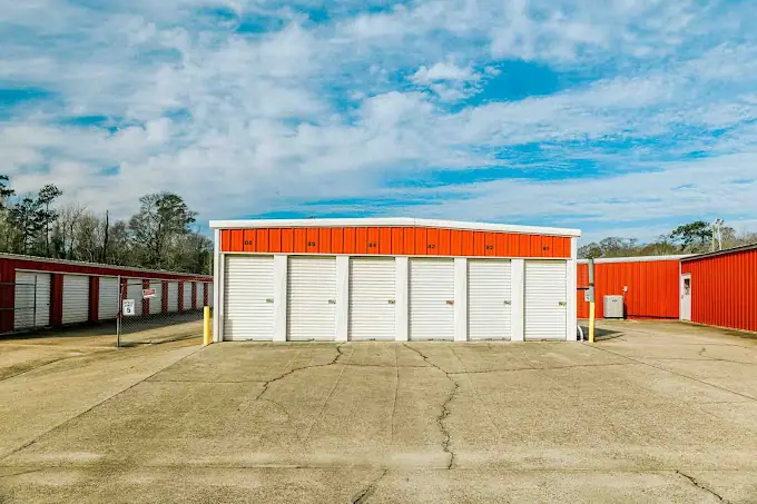 Mini Mall Storage - Buna, RV storage in Buna