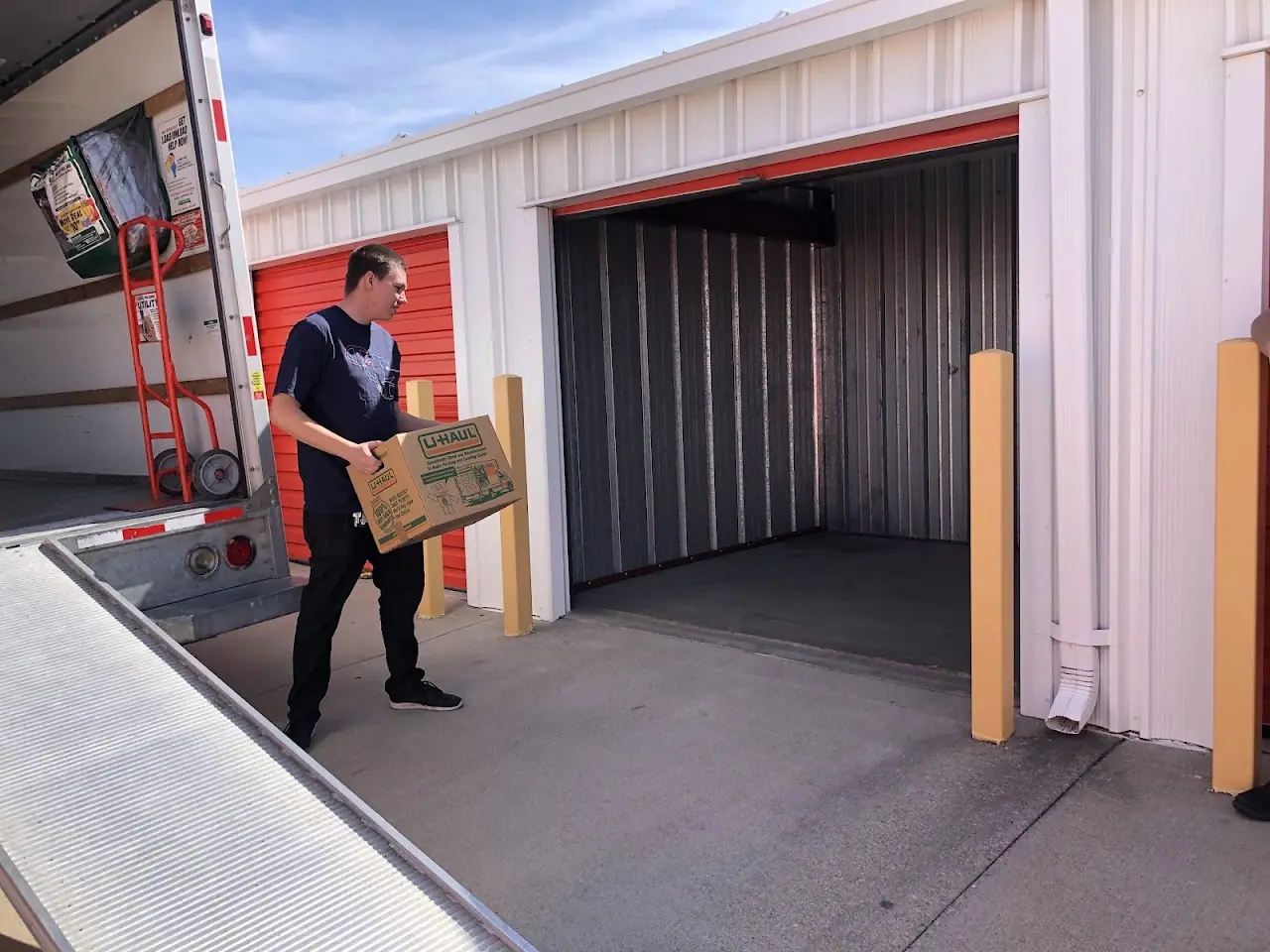 Self-Storage at U-Haul, RV storage in Tucson
