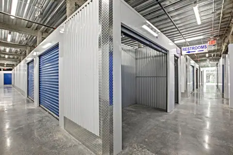Mini Mall Storage photo 2