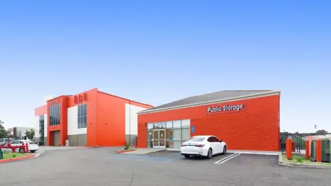Public Storage photo 2