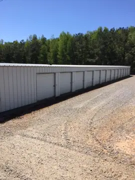 D&R Storage photo 2