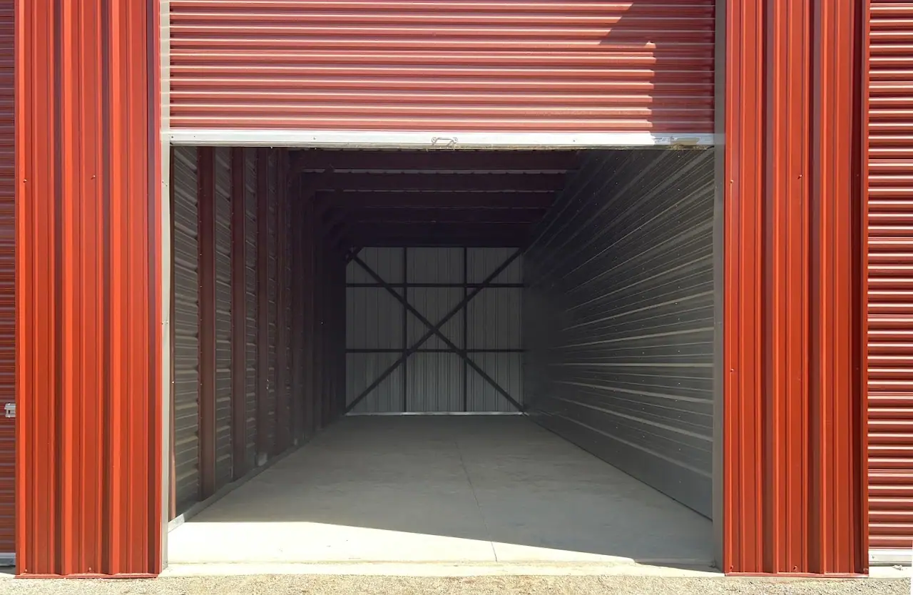 Deer Creek Lane Storage, RV storage in Newport