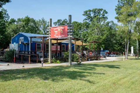 Lake Livingston RV Resort in Livingston, TX