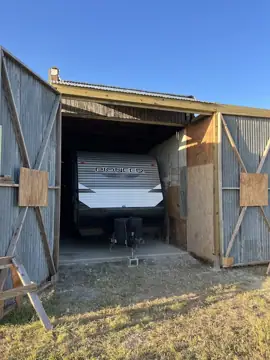 Early Bird Boat Barns & RV Storage photo 3