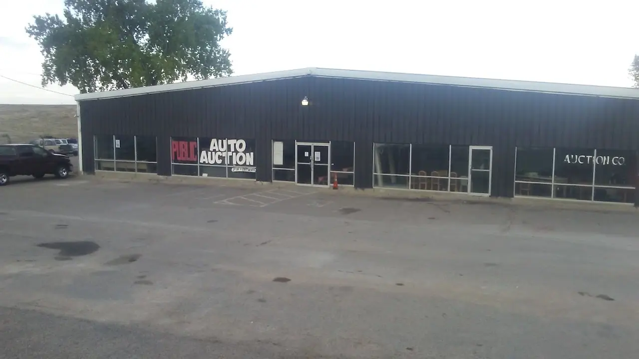 Pyramid Motors & Auction Co, RV storage in Pueblo