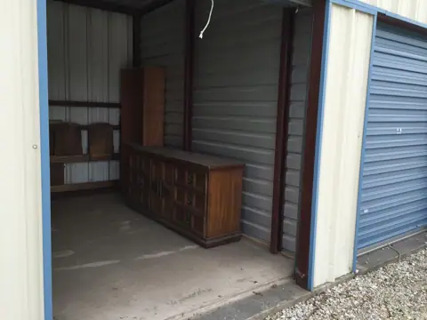 Chuck & Andy's Big Units photo 2