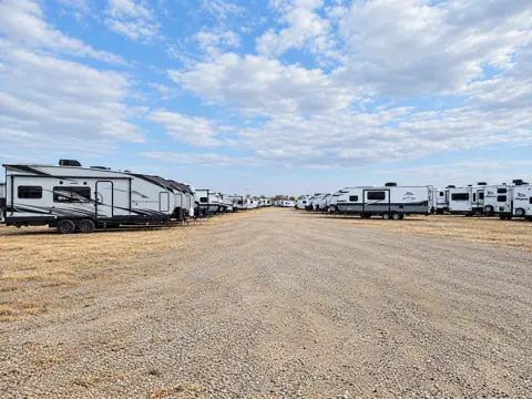 Elite RV Storage - Nampa photo 3