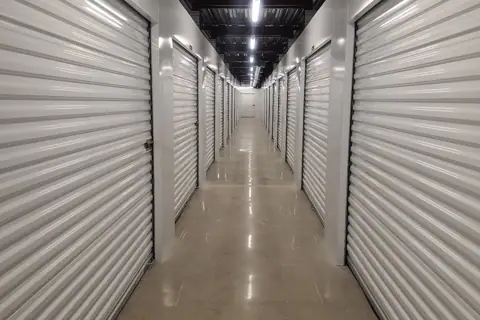 Public Storage photo 2