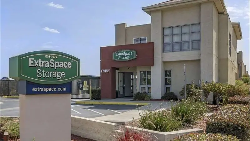Extra Space Storage, RV storage in Menlo Park