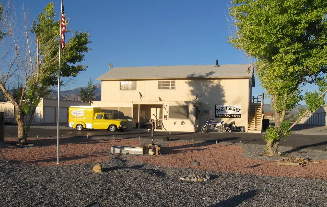 Decroff Storage Units, RV storage in Pahrump