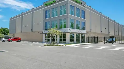 Extra Space Storage in Lakeland, FL