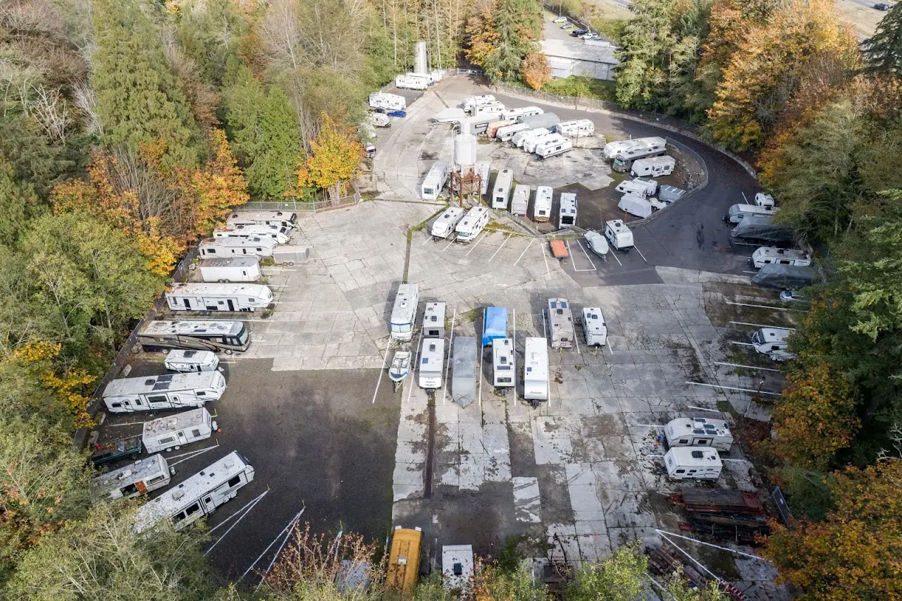 Reliable Storage - Mullenix, RV storage in Port Orchard