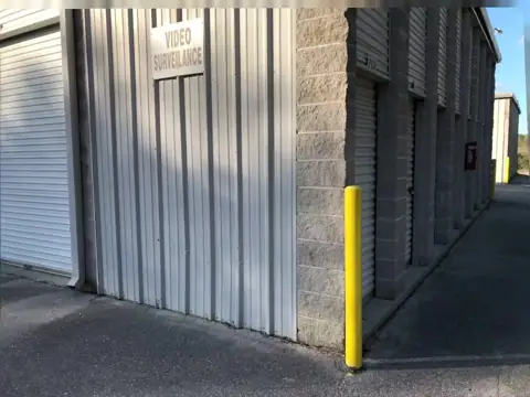 Tallahassee Saver Self Storage photo 2