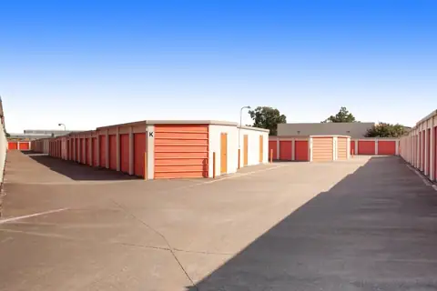Public Storage photo 2