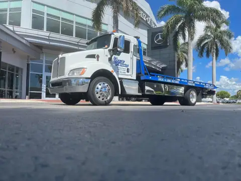 All Hooked Up Towing Jupiter photo 3
