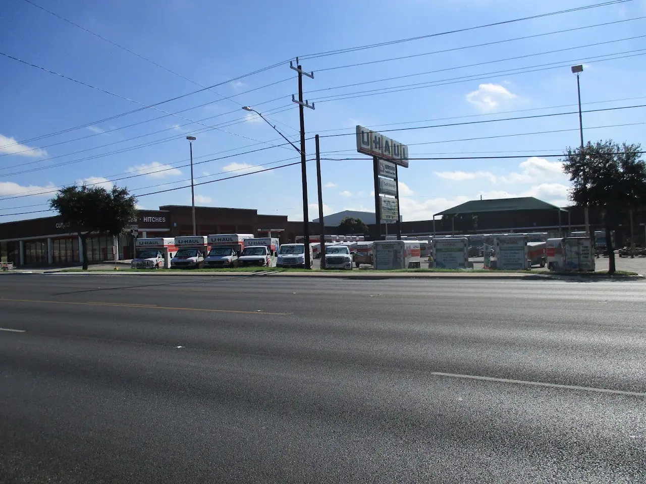 Self-Storage at U-Haul, RV storage in San Antonio