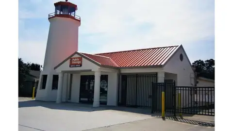 Public Storage photo 2