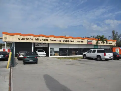 Self-Storage at U-Haul in Wilton Manors, FL